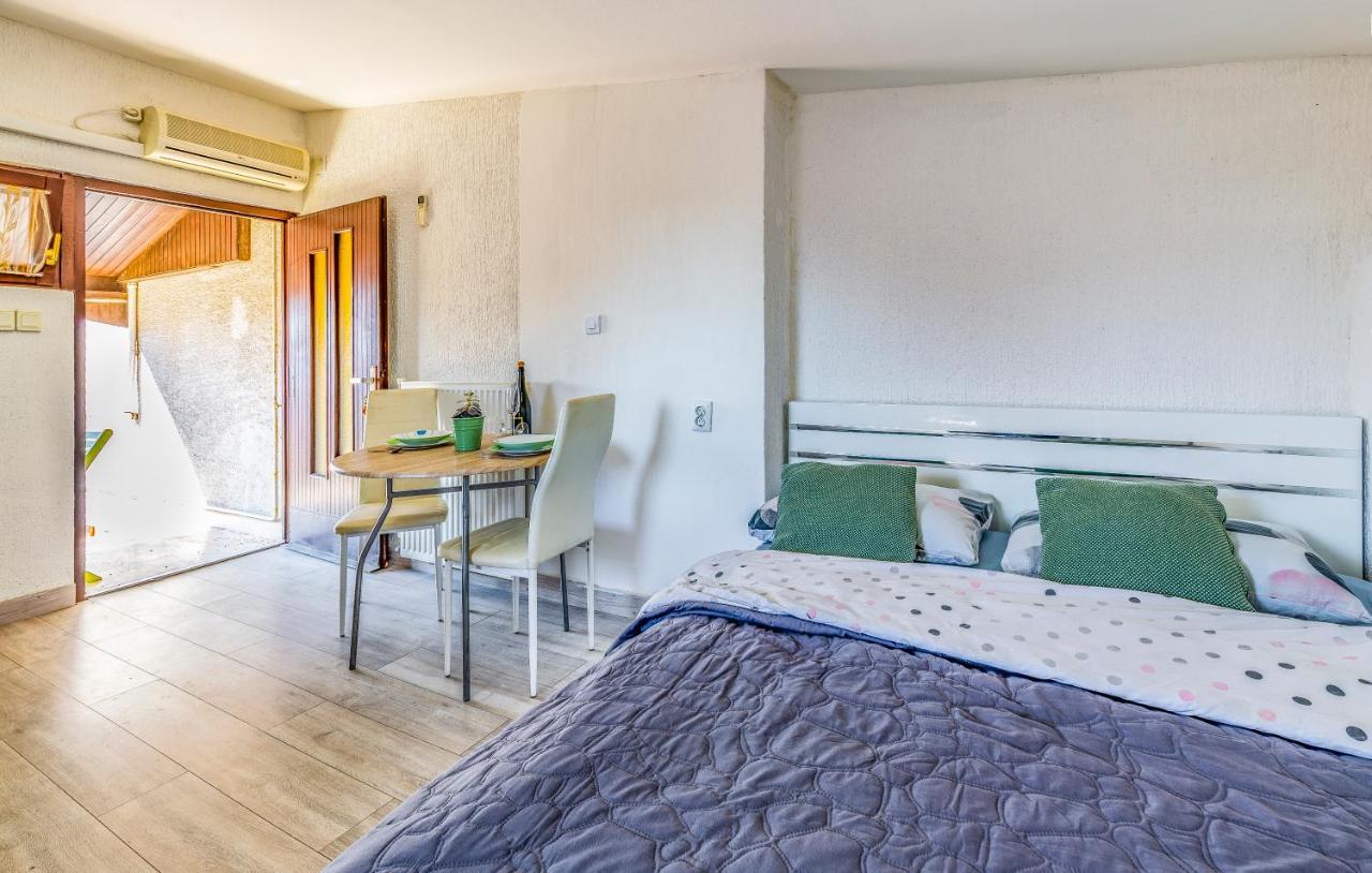 Apartments Tamara Медулин Екстер'єр фото
