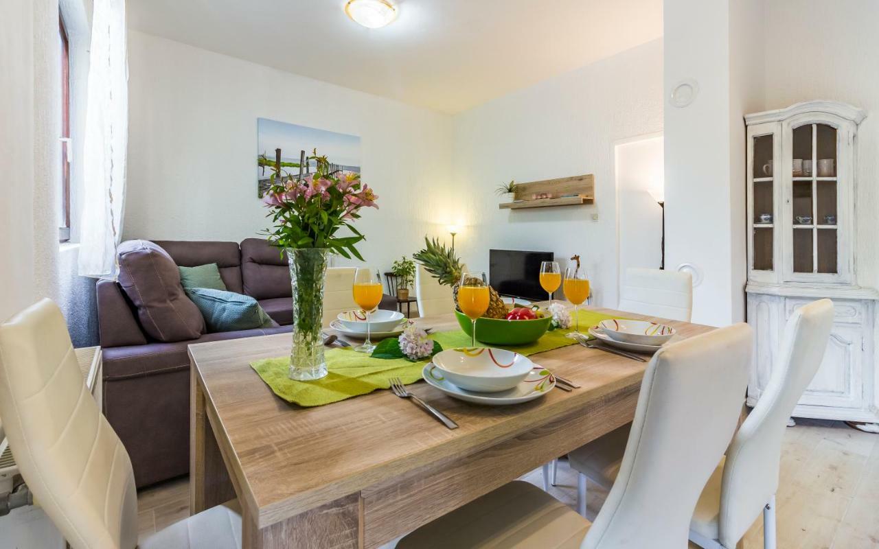 Apartments Tamara Медулин Екстер'єр фото