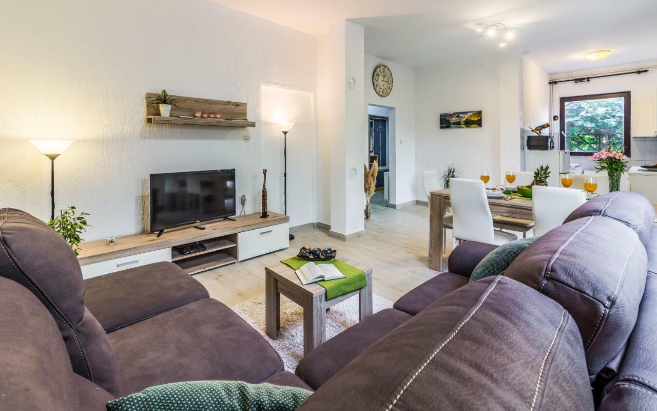 Apartments Tamara Медулин Екстер'єр фото